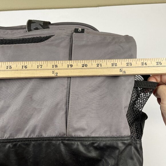 Nike Training Duffle Bag Medium Gym Black Gray Shoulder Strap Zip Shoe Pocket - Picture 3 of 13